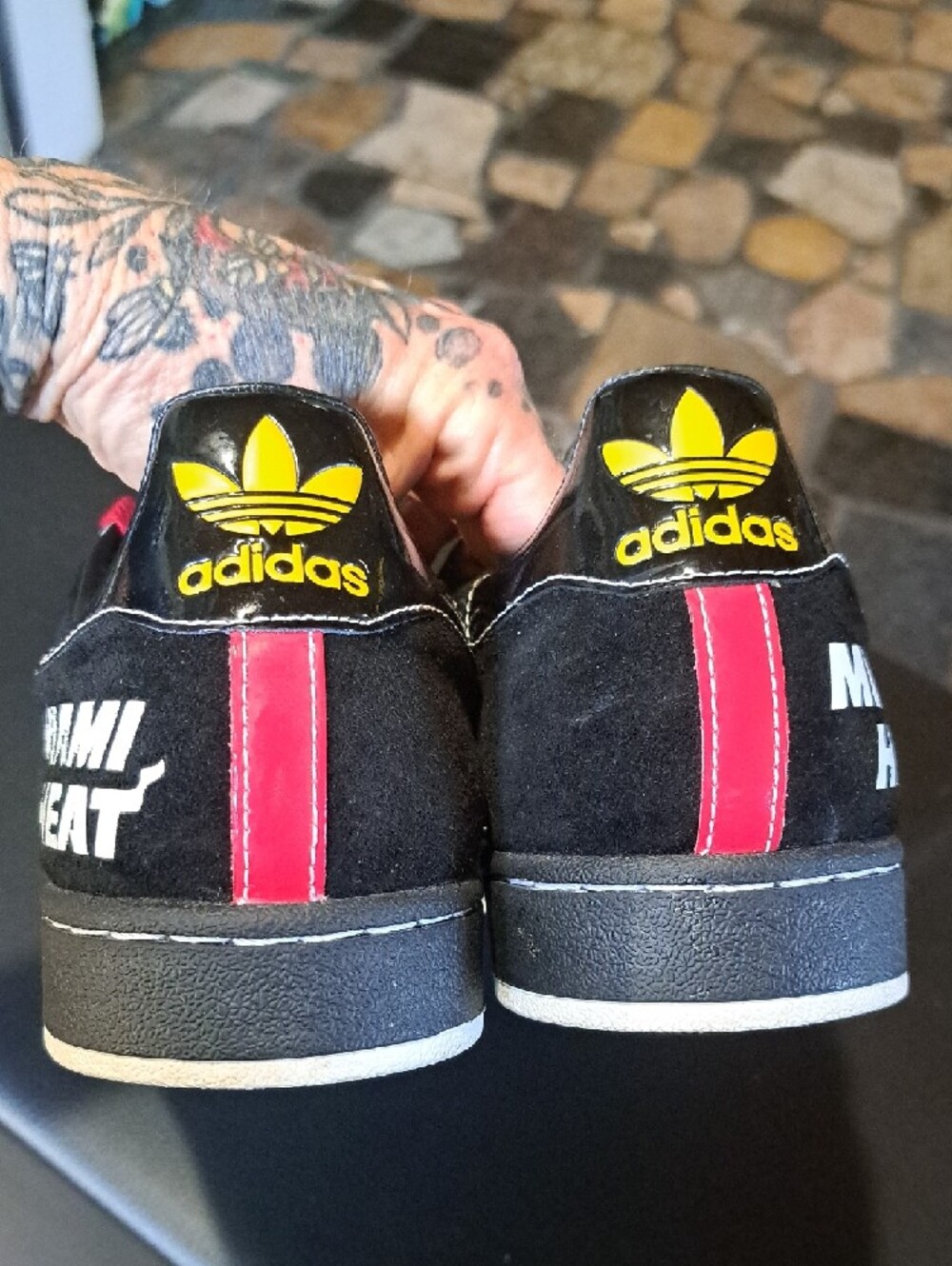 Adidas X Miami Heat Superstar NBA  Sneakers 11 - Picture 3 of 10